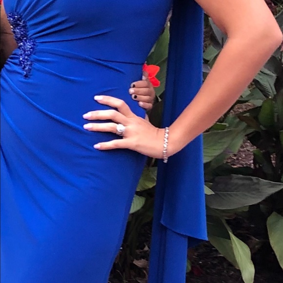 One Shoulder Beaded Brooch Draped Formal Gown - Picture 15 of 16